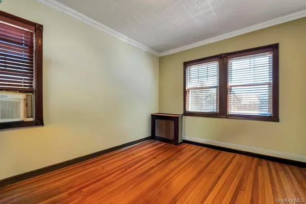 $1,565,000 | 84-20 Charlecote Ridge | Jamaica Estates