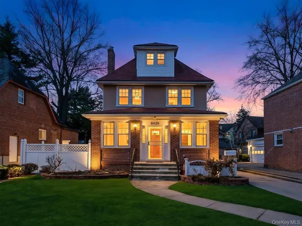 $1,565,000 | 84-20 Charlecote Ridge | Jamaica Estates