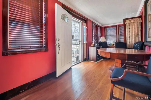 $1,565,000 | 84-20 Charlecote Ridge | Jamaica Estates