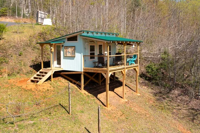 $522,500 | 105 Sharons Valley, Hayesville, NC 28904