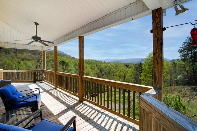 $522,500 | 105 Sharons Valley, Hayesville, NC 28904