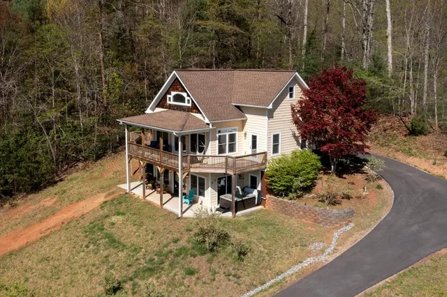$522,500 | 105 Sharons Valley, Hayesville, NC 28904