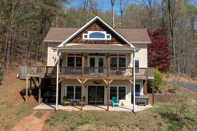 $522,500 | 105 Sharons Valley, Hayesville, NC 28904