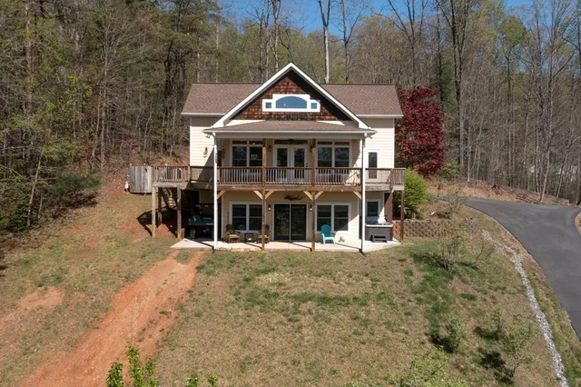 $522,500 | 105 Sharons Valley, Hayesville, NC 28904