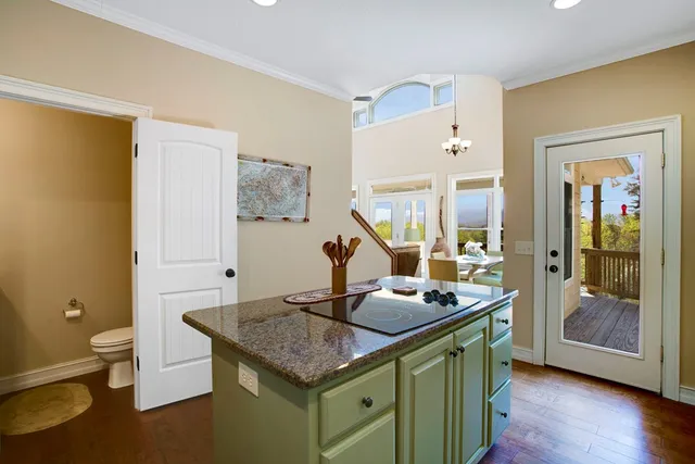 $522,500 | 105 Sharons Valley, Hayesville, NC 28904