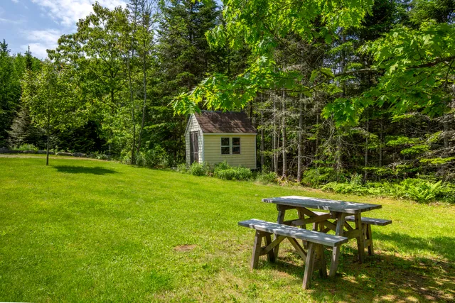 $749,000 | 111 Frank's Flat, Sedgwick, ME 04676