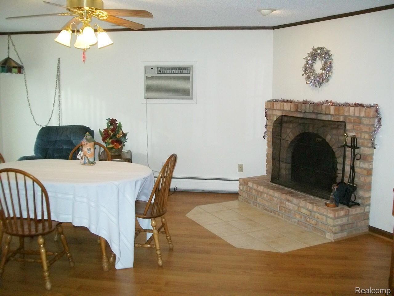 3267 Simpson Road Fort Gratiot, MI 48059 - Photo 3 of 9 Dining Room.jpg