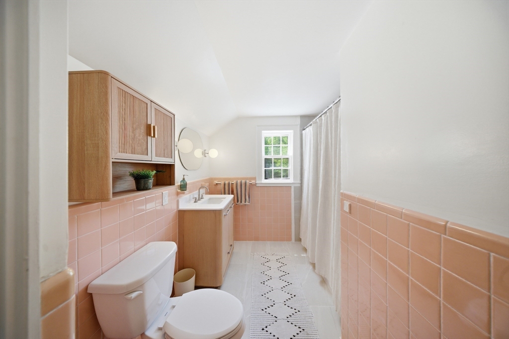 46 Willard Road Sturbridge, MA 01566 - Photo 16 of 26 Gallery Image 16