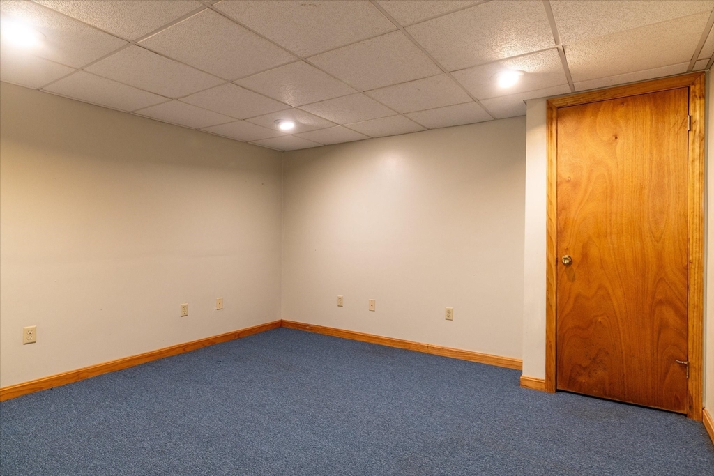 2 Fox Run Road Sterling, MA 01564 - Photo 31 of 41