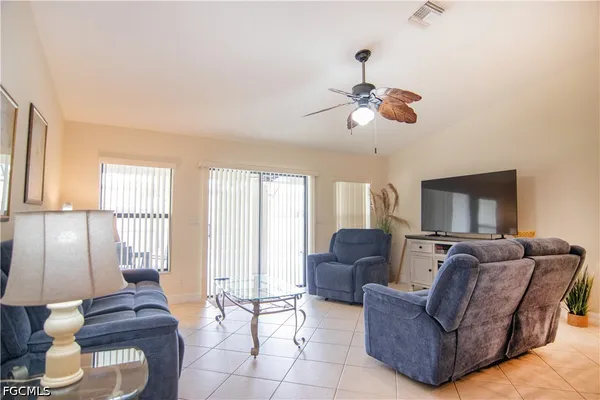 $3,000 | 5023 Agualinda Boulevard, Cape Coral, FL 33914
