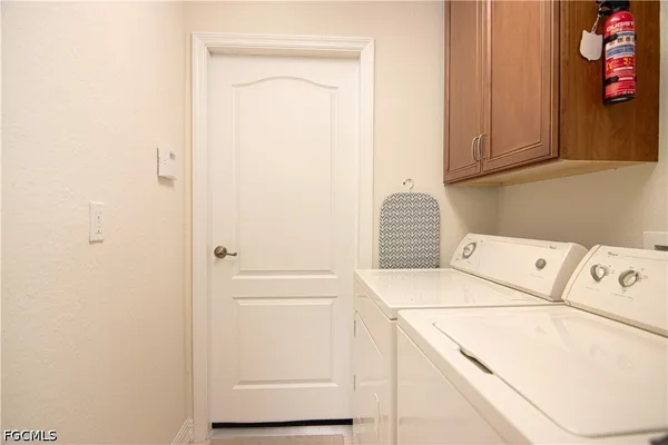 $3,000 | 5023 Agualinda Boulevard, Cape Coral, FL 33914