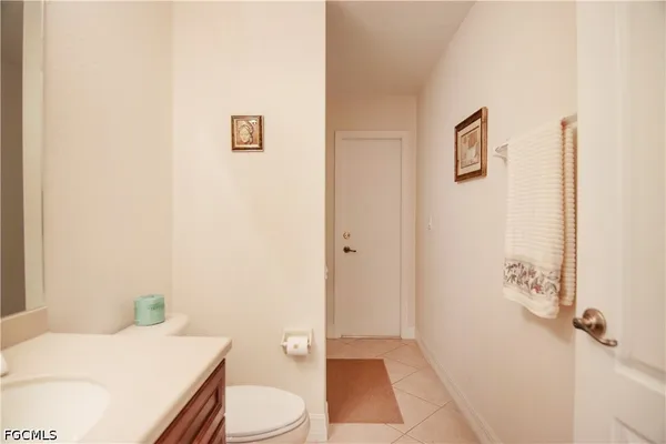 $3,000 | 5023 Agualinda Boulevard, Cape Coral, FL 33914