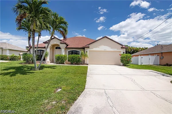 $3,000 | 5023 Agualinda Boulevard, Cape Coral, FL 33914