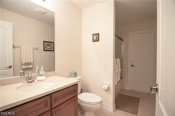 $3,000 | 5023 Agualinda Boulevard, Cape Coral, FL 33914