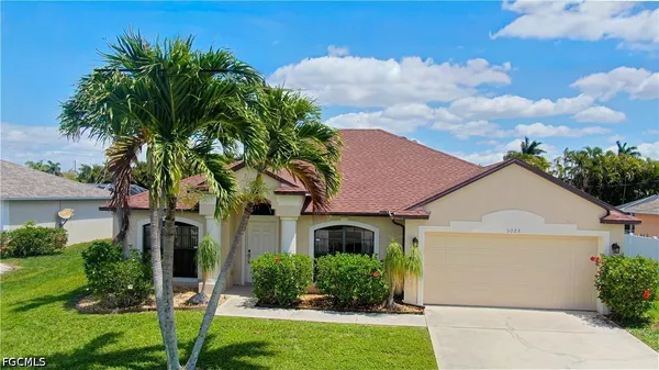 $3,000 | 5023 Agualinda Boulevard, Cape Coral, FL 33914