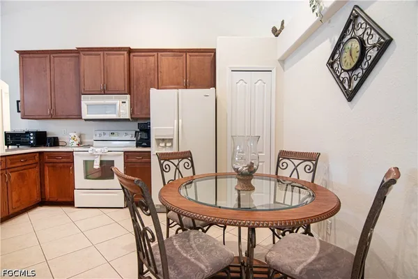 $3,000 | 5023 Agualinda Boulevard, Cape Coral, FL 33914