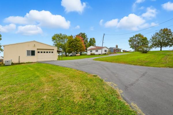 19 Yankee Ridge Road Mercer, PA 16137 - Photo 39 of 42 a view of a volley ball court