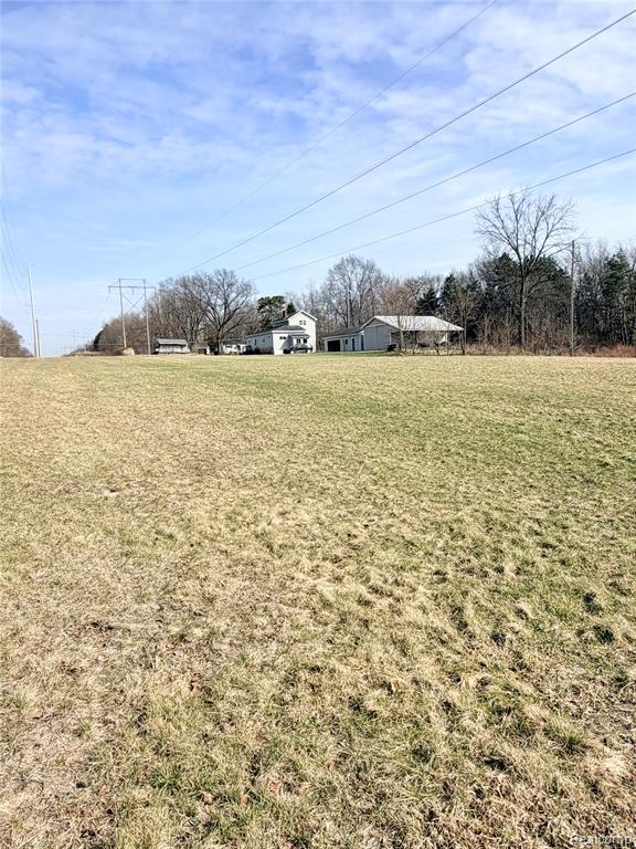20463 Waubascon Road Battle Creek, MI 49017 - Photo 5 of 48 Gallery Image 5