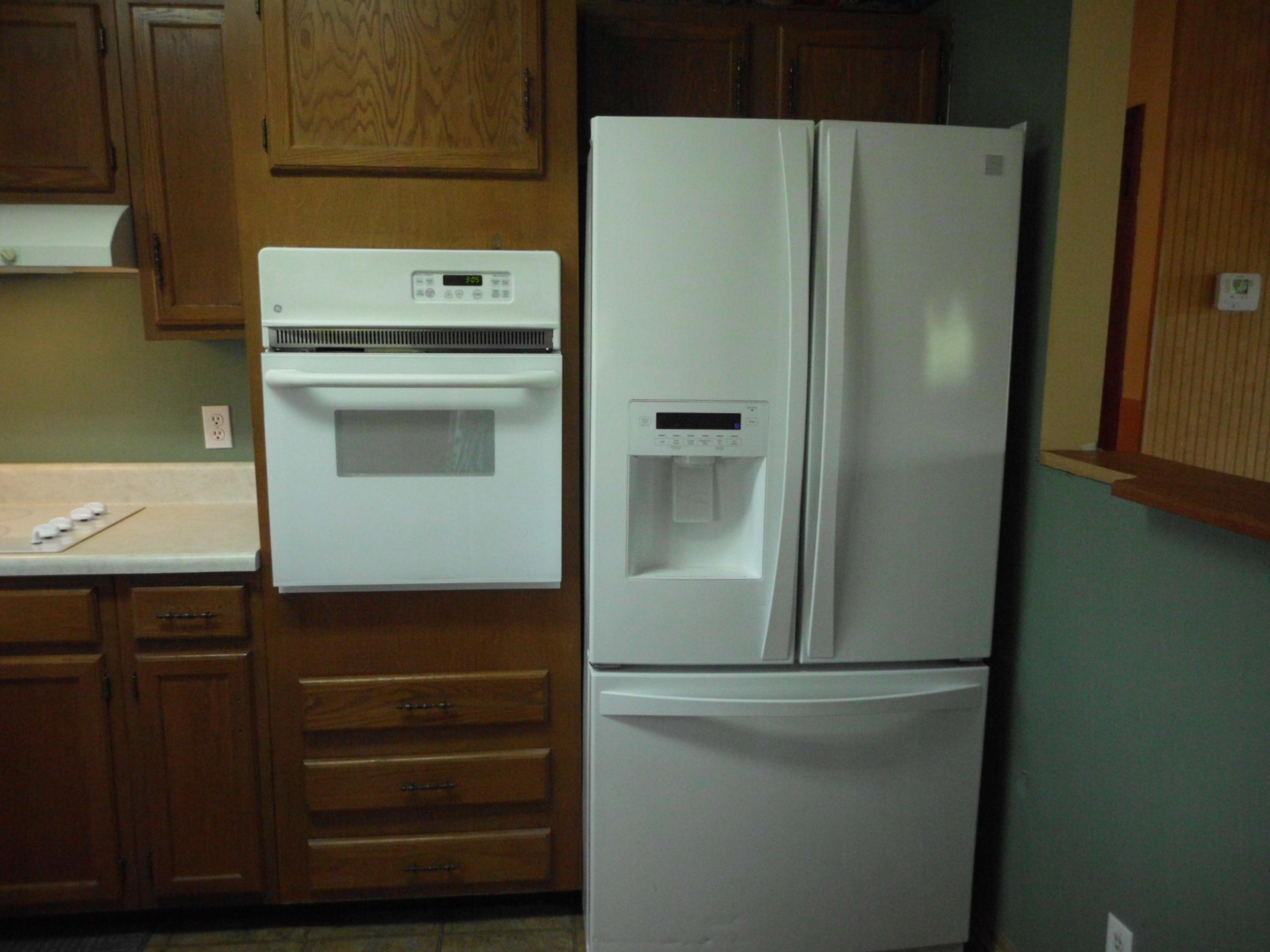 293 Buffalo Road Clinton, TN 37716 - Photo 11 of 14 Modern Appliances