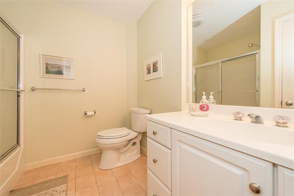 28 Stratham Green Road, Unit 28 Stratham, NH 03885 - Photo 15 of 30 Gallery Image 15