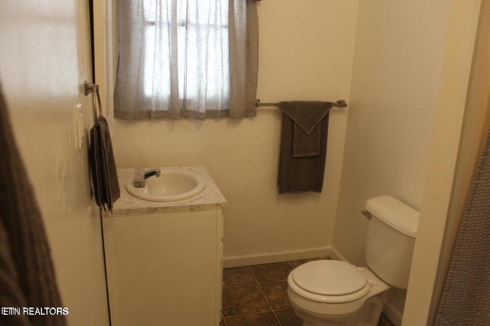 740 White Oak Road Speedwell, TN 37870 - Photo 42 of 51 g36