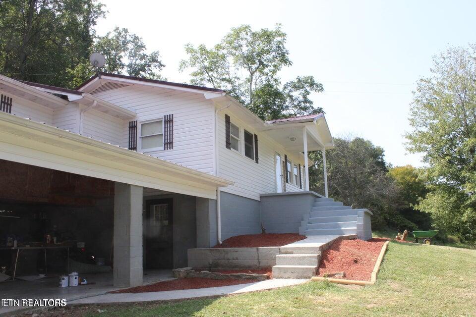 740 White Oak Road Speedwell, TN 37870 - Photo 5 of 51 g5