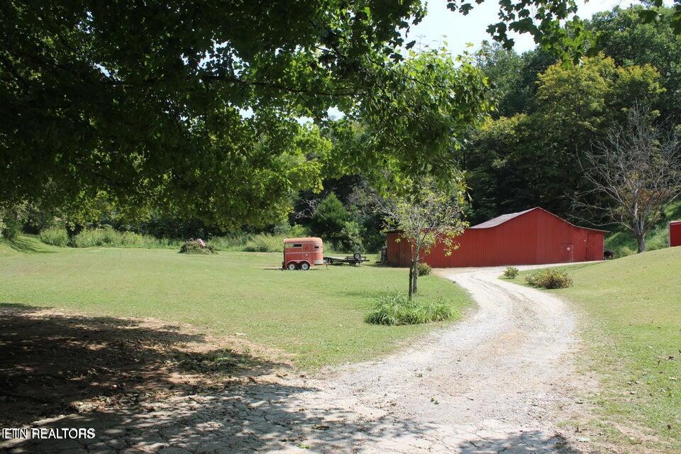 740 White Oak Road Speedwell, TN 37870 - Photo 8 of 51 g13