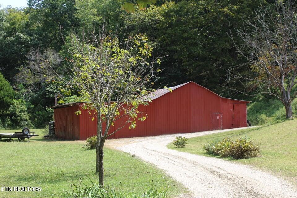 740 White Oak Road Speedwell, TN 37870 - Photo 9 of 51 g11