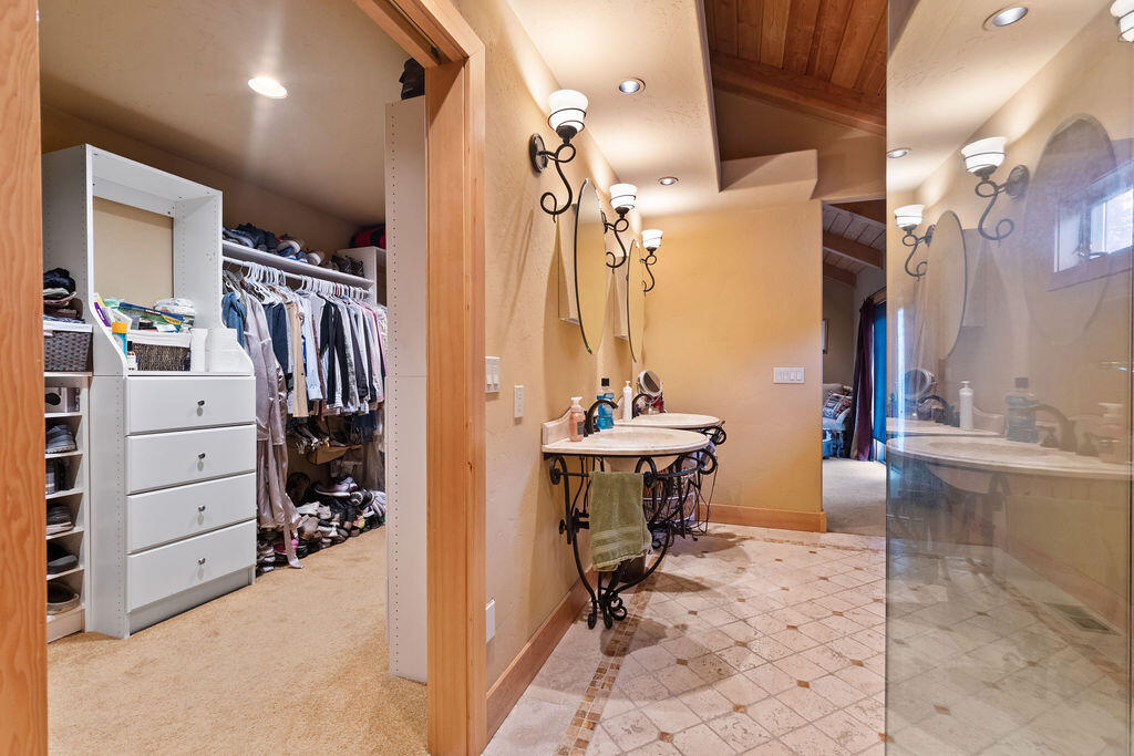 3020 Vale Road Klamath Falls, OR 97603 - Photo 29 of 49 v18