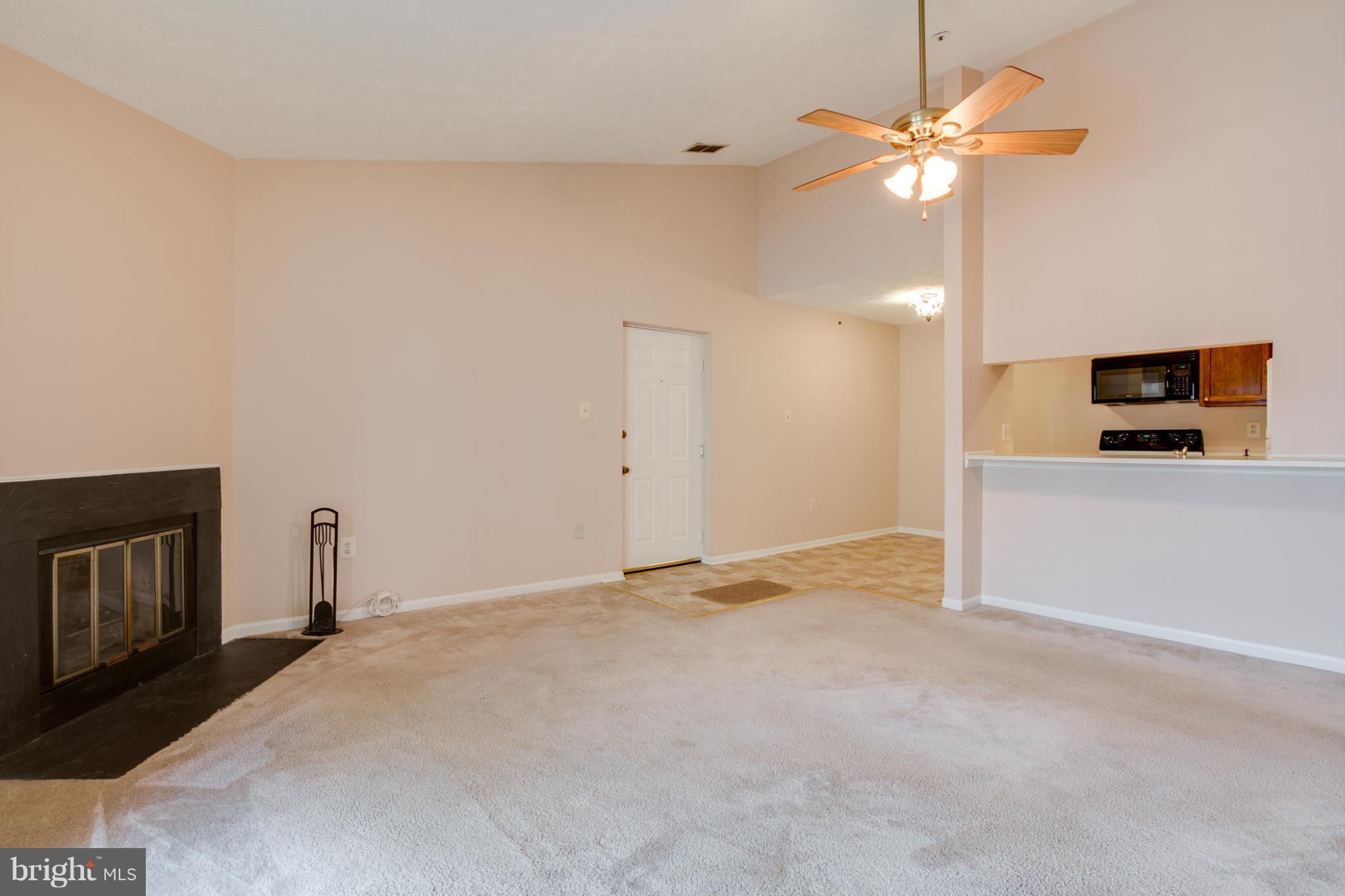 6460 Greenfield Road, Unit 210 Elkridge, MD 21075 - Photo 4 of 25 Living Room