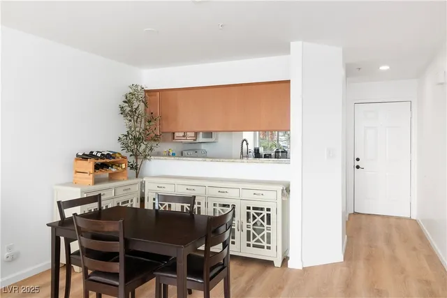 $134,900 | 2044 Mesquite Lane, Unit 302, Laughlin, NV 89029