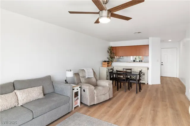 $134,900 | 2044 Mesquite Lane, Unit 302, Laughlin, NV 89029