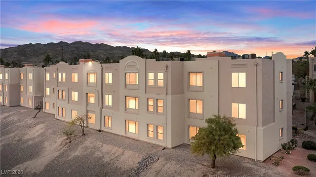 $134,900 | 2044 Mesquite Lane, Unit 302, Laughlin, NV 89029