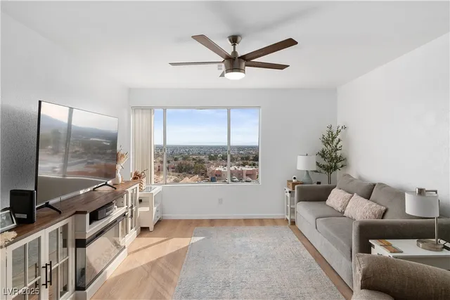 $134,900 | 2044 Mesquite Lane, Unit 302, Laughlin, NV 89029