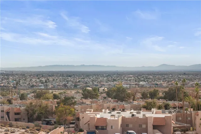 $134,900 | 2044 Mesquite Lane, Unit 302, Laughlin, NV 89029