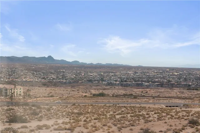 $134,900 | 2044 Mesquite Lane, Unit 302, Laughlin, NV 89029