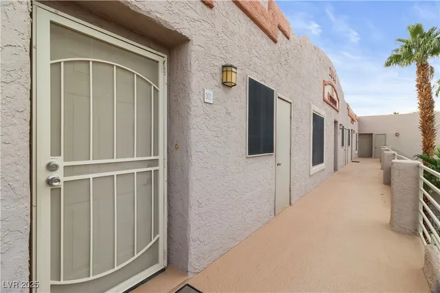 $134,900 | 2044 Mesquite Lane, Unit 302, Laughlin, NV 89029