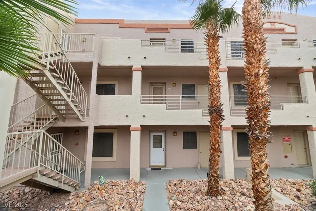 $134,900 | 2044 Mesquite Lane, Unit 302, Laughlin, NV 89029