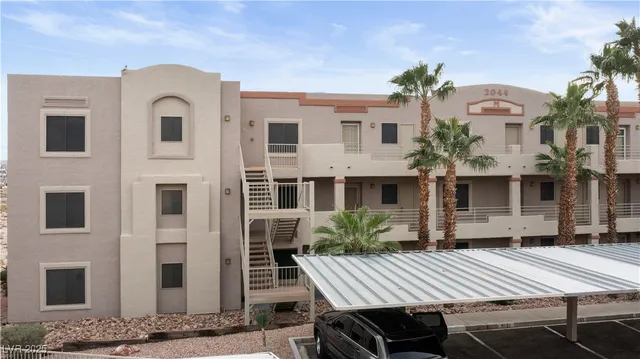 $134,900 | 2044 Mesquite Lane, Unit 302, Laughlin, NV 89029