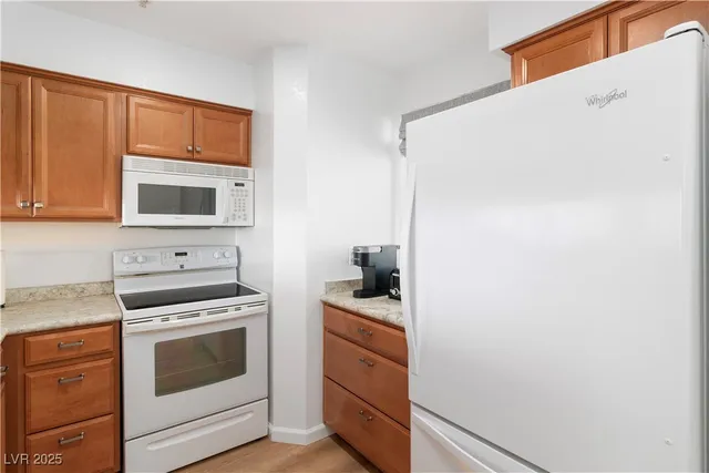 $134,900 | 2044 Mesquite Lane, Unit 302, Laughlin, NV 89029