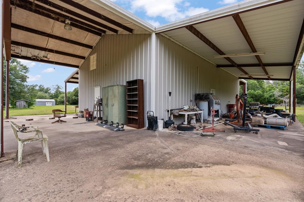 9547 County Road 346 Terrell, TX 75161 - Photo 29 of 37 Rear and side of Workshop