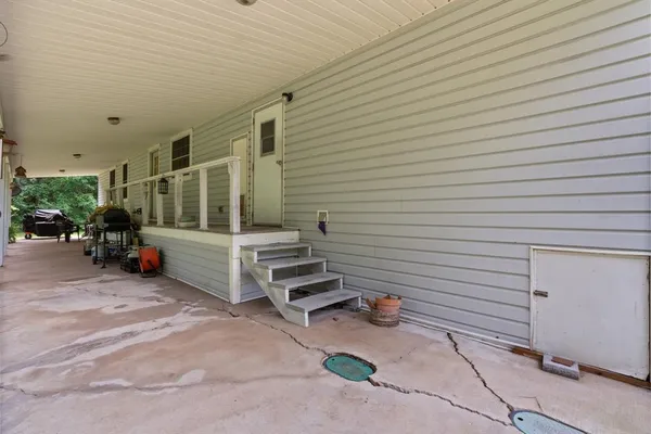 $599,990 | 9547 County Road 346, Terrell, TX 75161