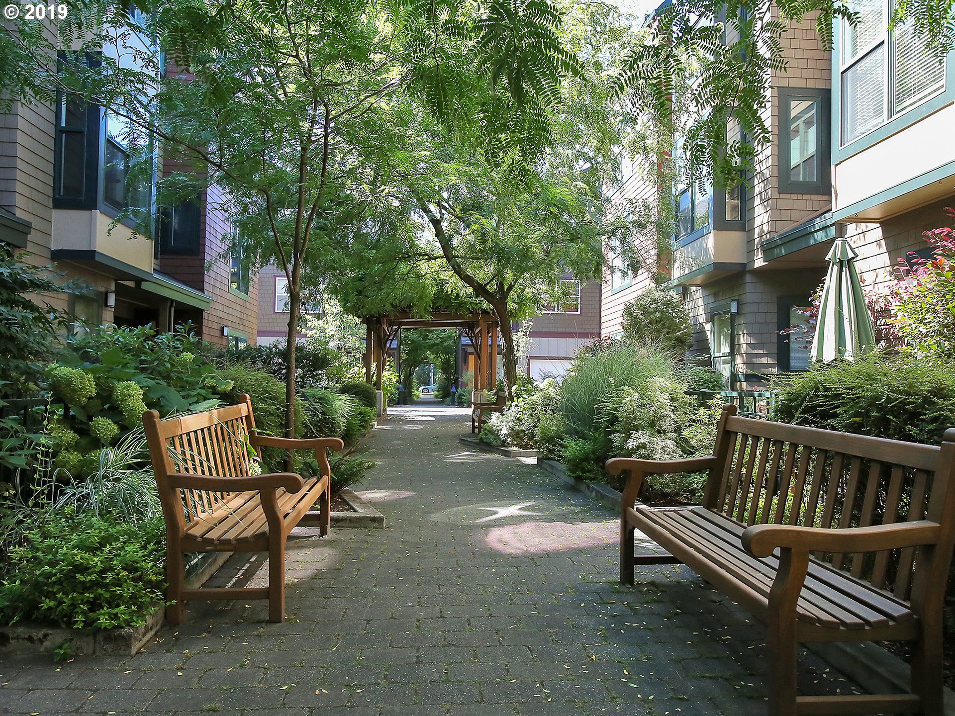 715 Southeast 34th Avenue Portland, OR 97214 - Photo 22 of 24