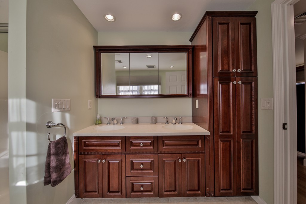 36 Evergreen Road Stoneham, MA 02180 - Photo 14 of 28 Gallery Image 14
