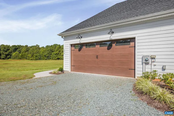 $980,000 | 1570 James River Road, Scottsville, VA 24590