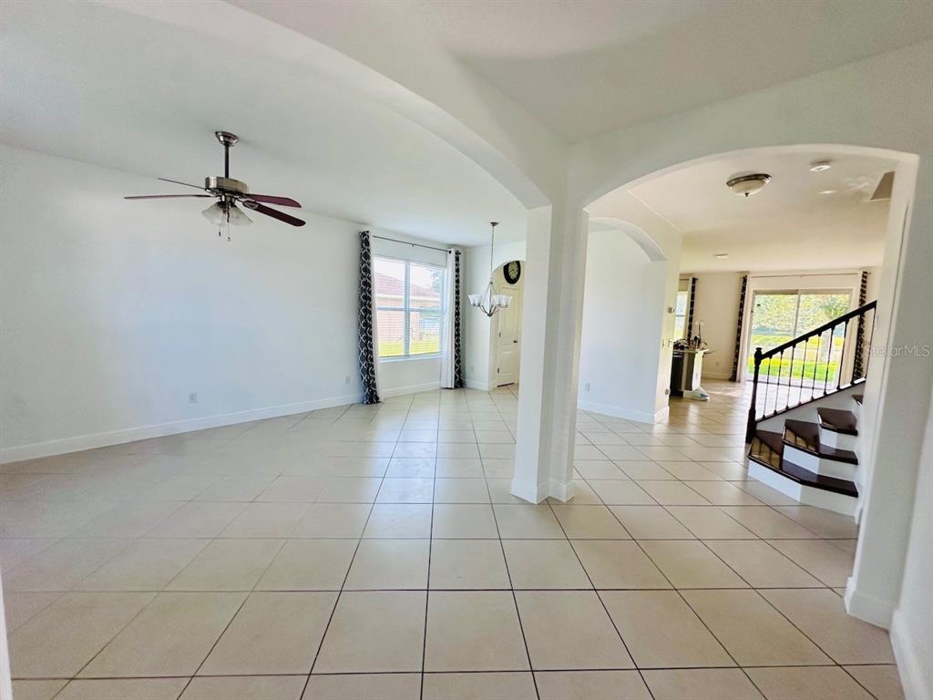 10726 Cabbage Tree Loop Orlando, FL 32825 - Photo 3 of 26