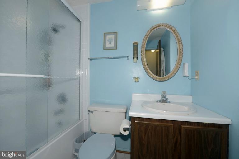 9386 Northgate Road Laurel, MD 20723 - Photo 14 of 19 Bath