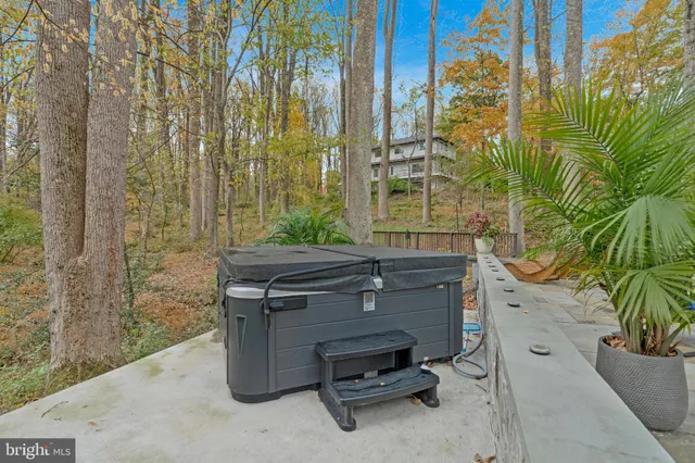 $3,695,000 | 1700 Brookside Lane, Vienna, VA 22182