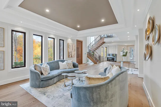$3,695,000 | 1700 Brookside Lane, Vienna, VA 22182