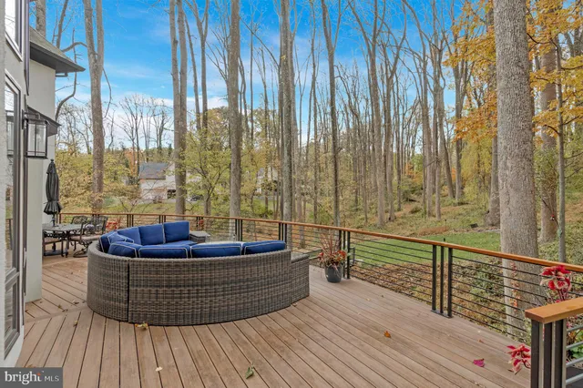 $3,695,000 | 1700 Brookside Lane, Vienna, VA 22182